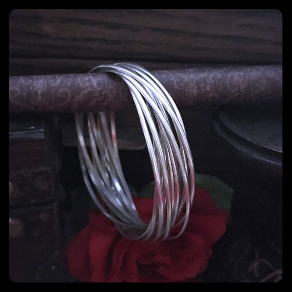 Bangles - Picture 1 of 8